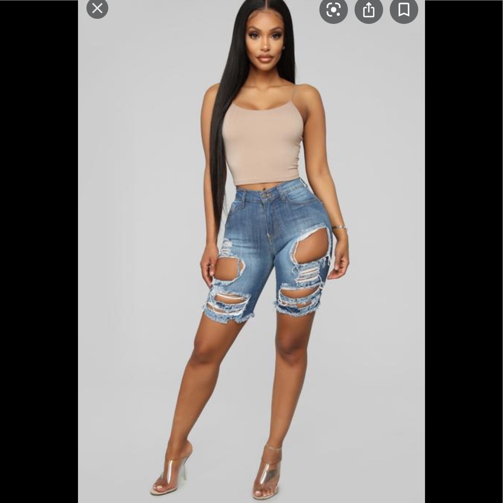 Fashion Nova "Khloe Shorts"